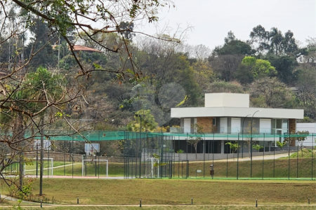 Casa à venda ou para alugar com 4 suítes no condomínio Residencial Arboretum, Vinhedo - SP