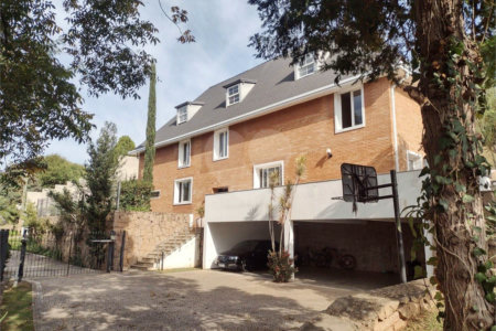 Casa à venda com 5 quartos, sendo 4 suítes, no condomínio Malota, Jundiaí - SP