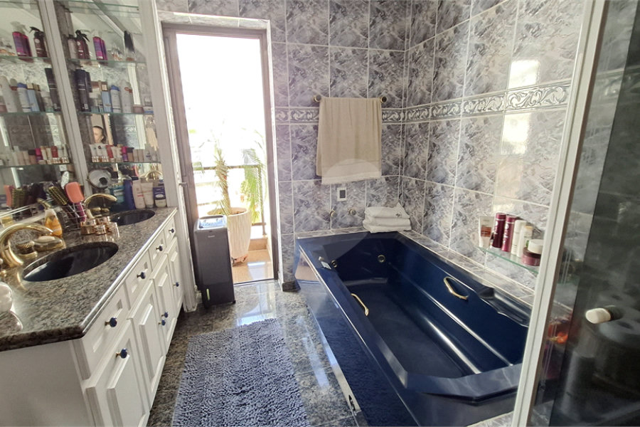 Apartamento à venda com 4 suítes em Santana, São Paulo, SP