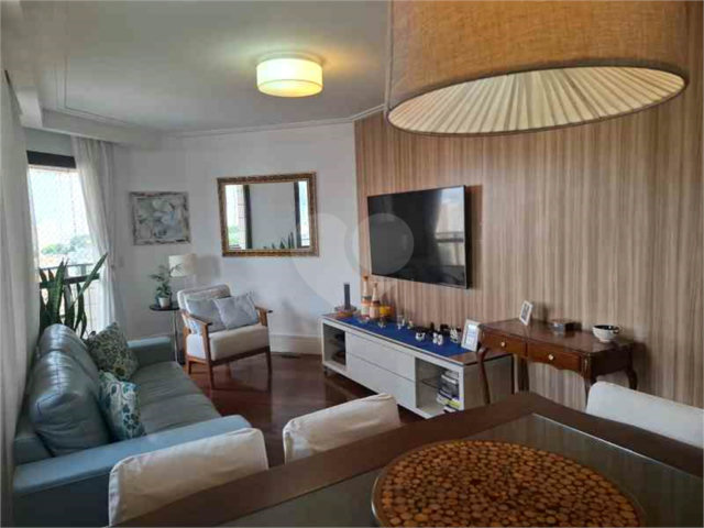 Apartamento à venda com 3 quartos, sendo 1 suíte,  em Santana, São Paulo, SP
