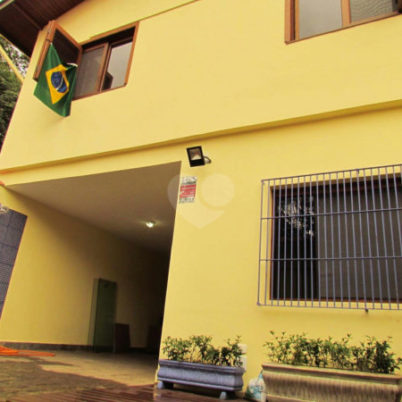 Casa de Vila à venda com 4 quartos, sendo 1 suíte, em Chácara Monte Alegre, São Paulo, SP