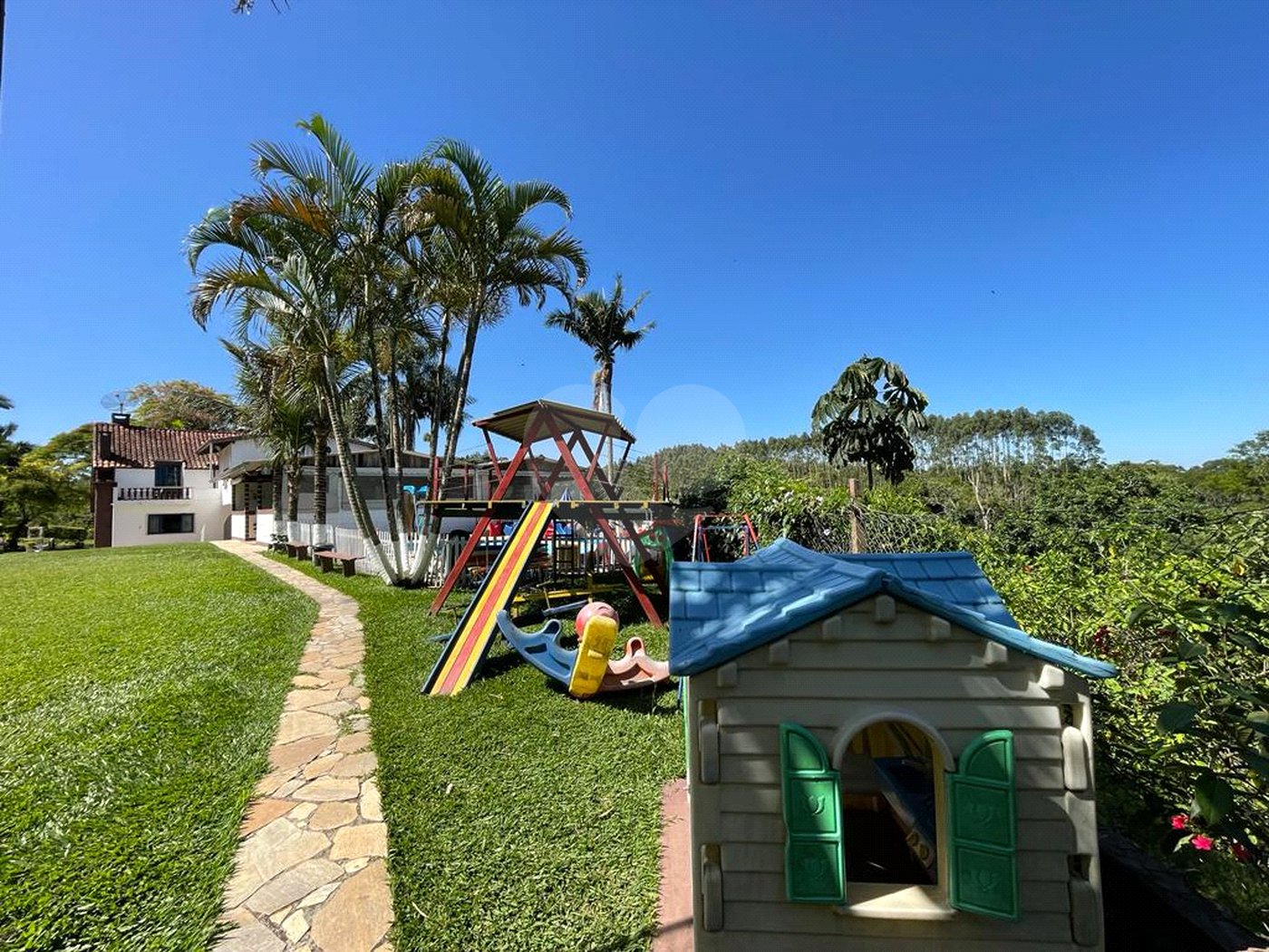 Chácara à venda com 3 quartos, sendo 1 suíte, em Chácaras Copaco, Arujá, SP