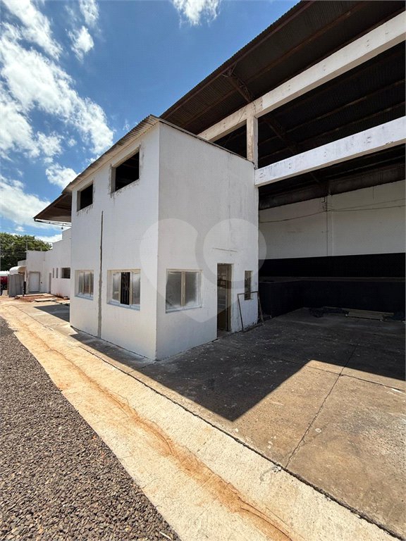 Galpão à venda ou para alugar em Jardim Arco-íris, Araraquara, SP
