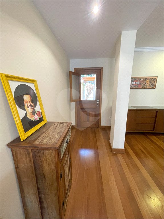 Casa à venda com 3 suítes em Santo Amaro, São Paulo, SP