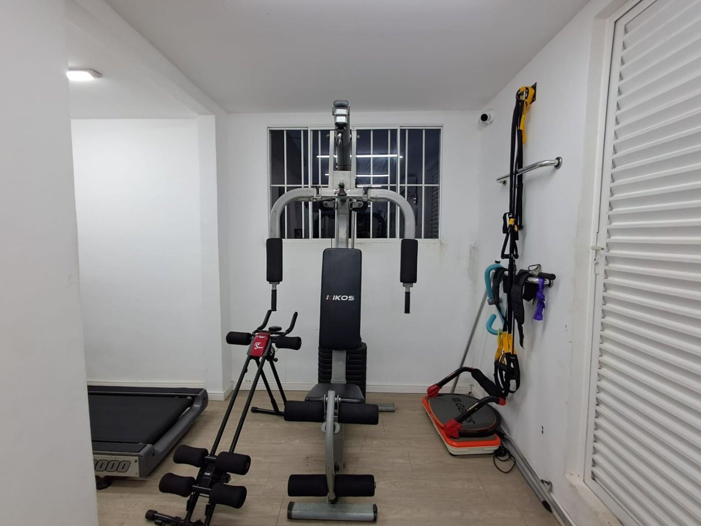 Cobertura com 3 dormitórios à venda, 200 m² por R$ 1.000.000,00 - Gonzaga - Santos/SP