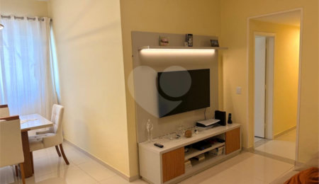 Apartamento à venda com 3 quartos, sendo 1 suíte,  em Lagoa, Rio de Janeiro, RJ