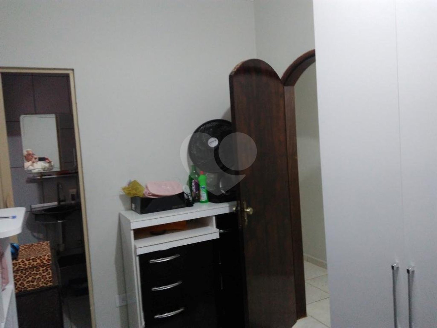 Sobrado à venda com 3 suítes em Jaraguá, São Paulo, SP