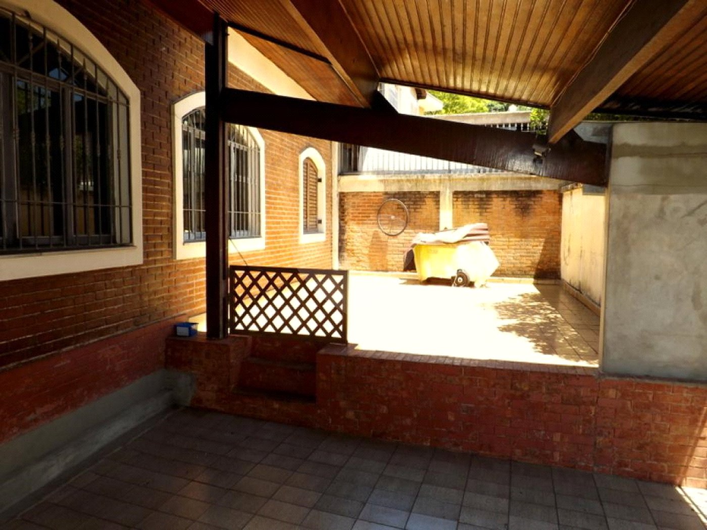 Casa à venda com 3 quartos, sendo 1 suíte, em Jardim Bonfiglioli, São Paulo, SP