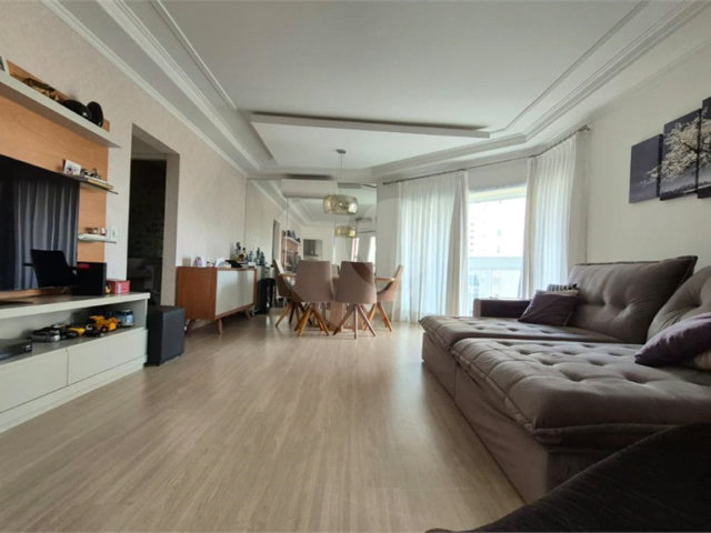Apartamento à venda com 3 suítes em Santa Terezinha, São Paulo, SP
