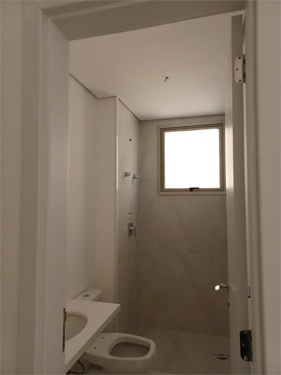 Apartamento à venda com 4 suítes em Real Parque, São Paulo, SP