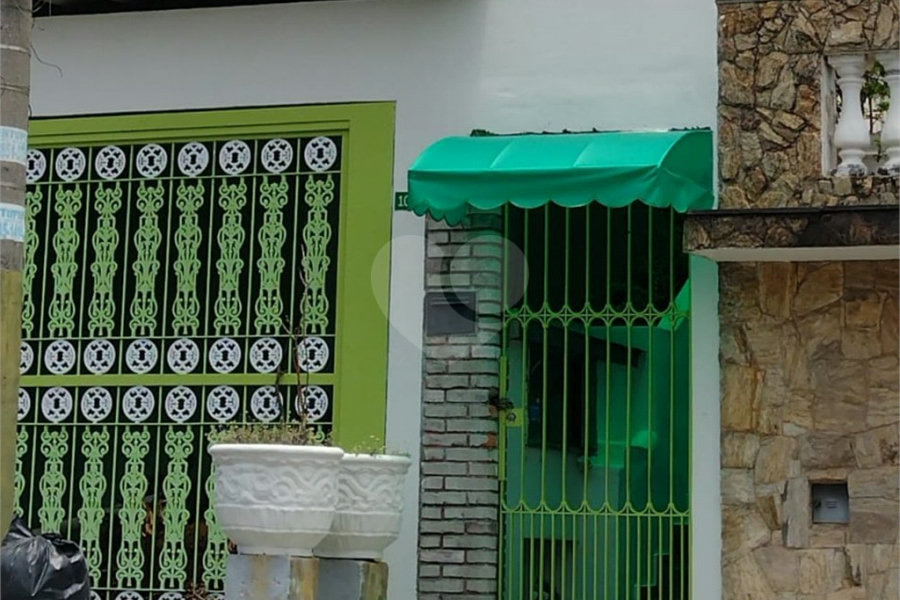 Sobrado à venda com 2 quartos em Santana, São Paulo, SP
