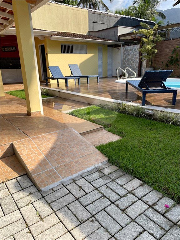 Casa à venda com 3 quartos, sendo 2 suítes,  em Maresias, São Sebastião, SP