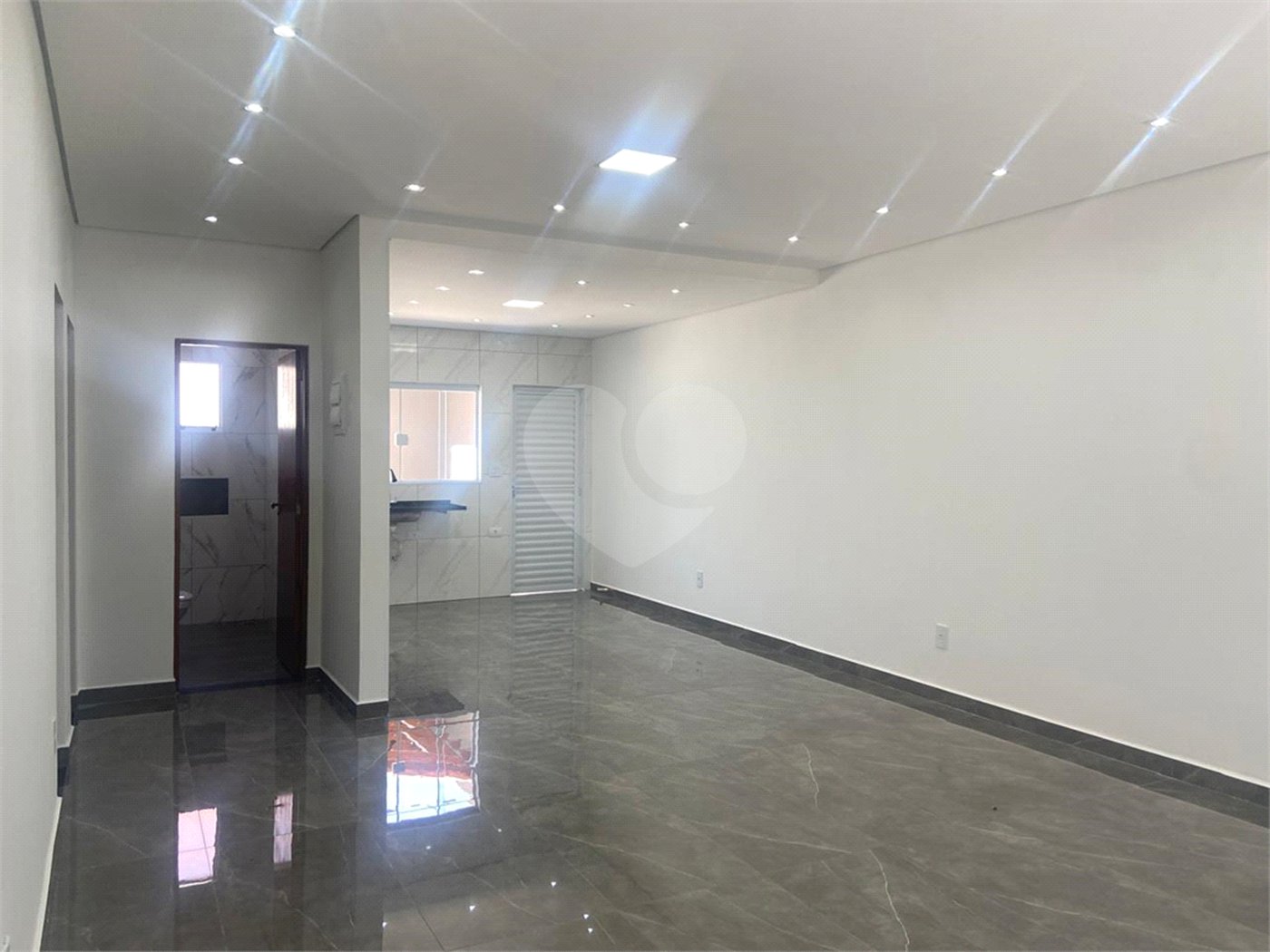 Casa à venda com 2 quartos, sendo 1 suíte, em Residencial Jardim Nathália, Sorocaba, SP