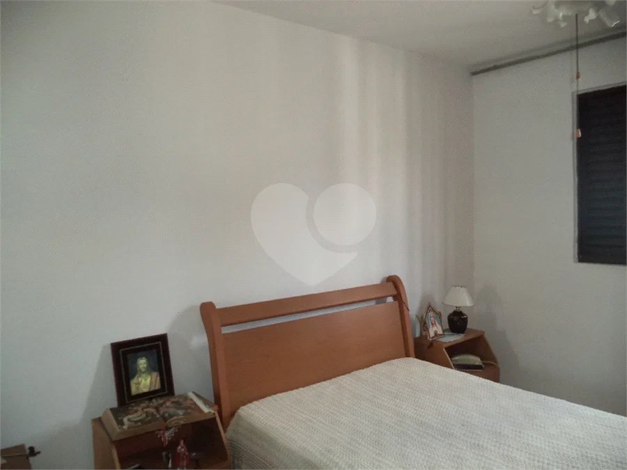 4 dormitórios, suíte no térreo e 2 vagas no Jardim Peri, próximo ao Horto Florestal!