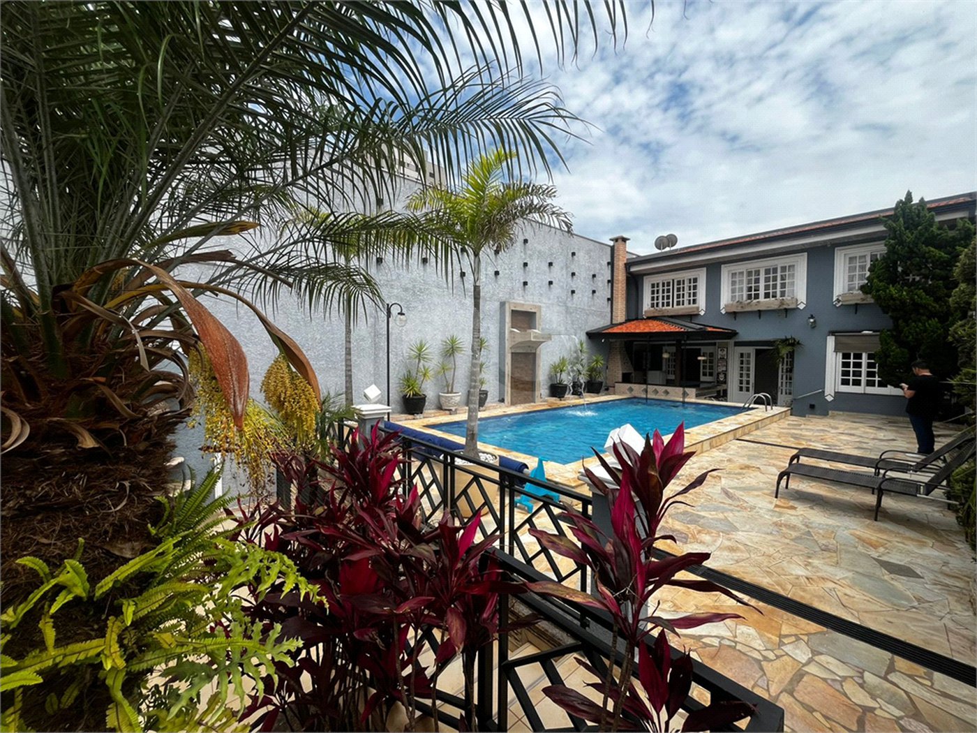 Casa à venda com 6 quartos, sendo 3 suítes, no Centro, Itapetininga, SP