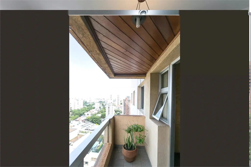Cobertura à venda com 3 quartos, sendo 1 suíte, em Vila Suzana, São Paulo, SP