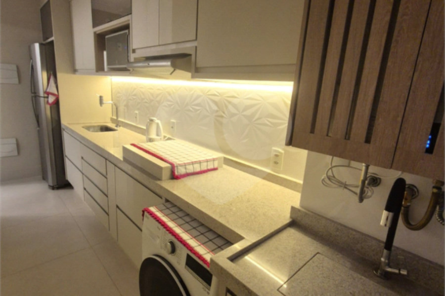 Apartamento à venda com 2 quartos, sendo 1 suíte, em Vila Guarani, São Paulo, SP