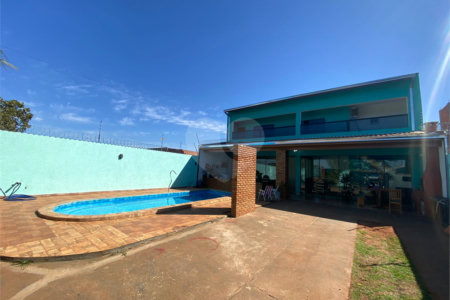 Sobrado à venda com 2 quartos, sendo 1 suíte, em Nova Tres Lagoas, Três Lagoas, MS