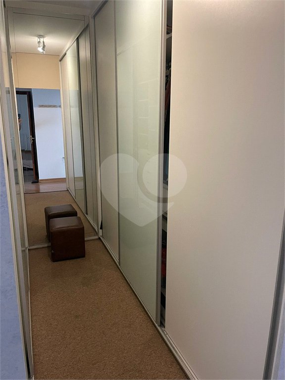 Casa à venda com 3 quartos, sendo 1 suíte, no condomínio Quinta da Boa Vista, Jundiaí - SP