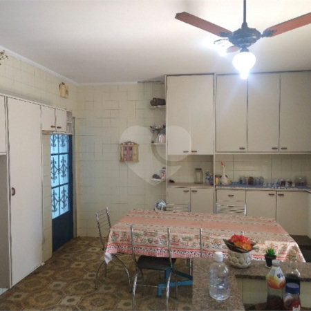 Casa térrea no Centro em Araraquara/SP, com 4 dormitórios