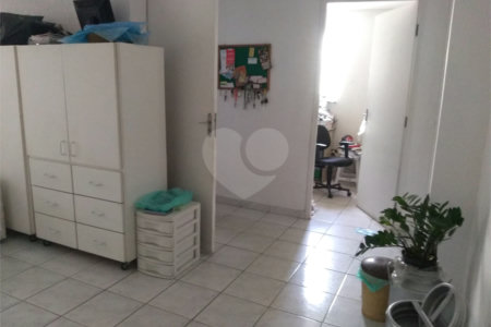 Casa em condomínio à venda com 3 quartos, sendo 1 suíte,  em Jardim Caboré, São Paulo, SP