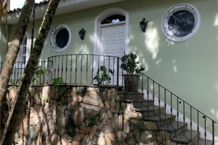 Sobrado à venda com 4 suítes em Fazenda Morumbi, São Paulo, SP