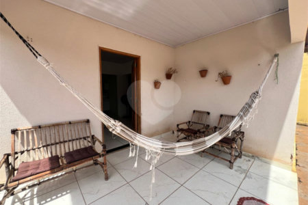 Casa à venda com 3 quartos em Jardim Brasília, Três Lagoas, MS