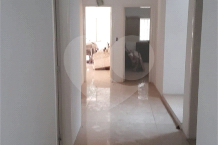 Casa Térrea à venda com 4 quartos, sendo 1 suíte, em Vila Guilherme, São Paulo, SP