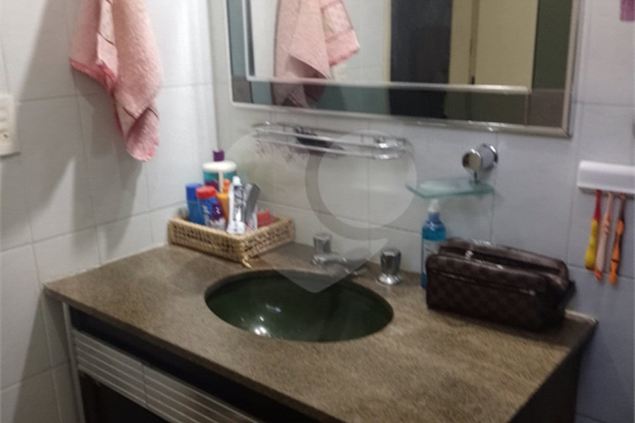 Sobrado à venda com 6 quartos, sendo 2 suítes, em Tremembé, São Paulo, SP