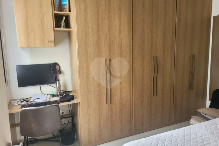 Casa à venda com 3 quartos, sendo 1 suíte, no condomínio Residencial Isabel, São Paulo - SP