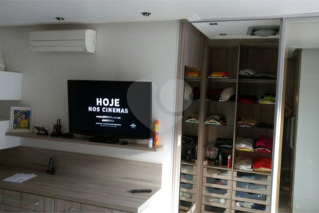 Casa à venda com 4 quartos, sendo 1 suíte, em Sacomã, São Paulo, SP