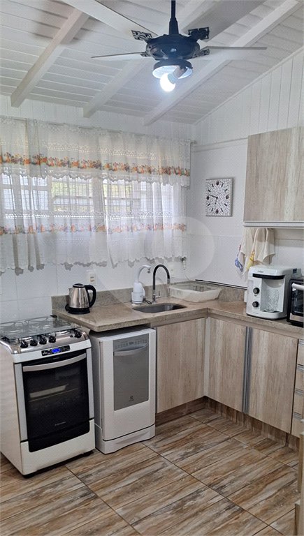 Casa à venda com 3 quartos, sendo 1 suíte, em Condomínio Flamboyant-b, Atibaia, SP