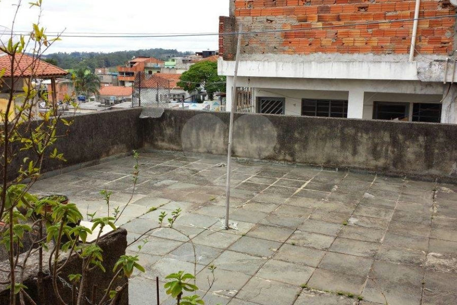 Casa à venda com 3 quartos, sendo 1 suíte, em Itaquera, São Paulo, SP