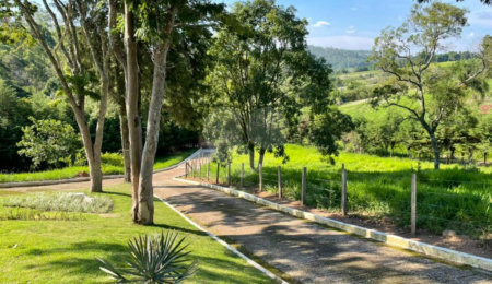 Sítio à venda com 3 quartos, sendo 1 suíte,  em Iara, Atibaia, SP