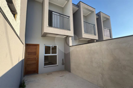 Casa de Vila à venda com 2 suítes em Jardim São Paulo, Sorocaba, SP