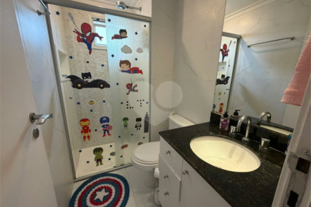 Apartamento à venda com 3 quartos, sendo 1 suíte,  em Vila Regente Feijó, São Paulo, SP
