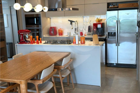 Apartamento à venda com 3 quartos, sendo 1 suíte,  em Jardim Paulista, São Paulo, SP