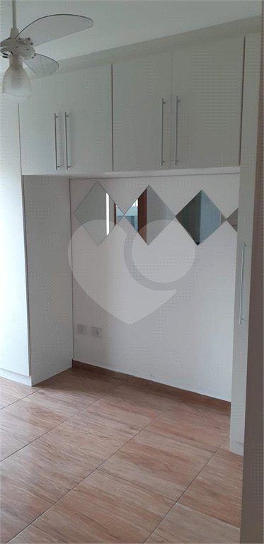 Casa à venda ou para alugar com 3 quartos, sendo 2 suítes,  no condomínio Residencial Erika, São Paulo - SP