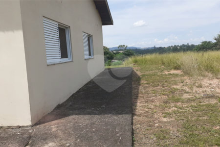 Chácara à venda com 4 quartos, sendo 1 suíte, em Vista Alegre, Vinhedo, SP