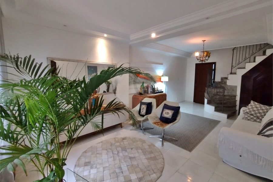 Sobrado à venda com 4 quartos em Santana, São Paulo, SP
