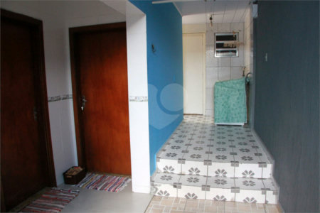 Sobrado à venda com 5 quartos, sendo 1 suíte,  em Jaguaré, São Paulo, SP