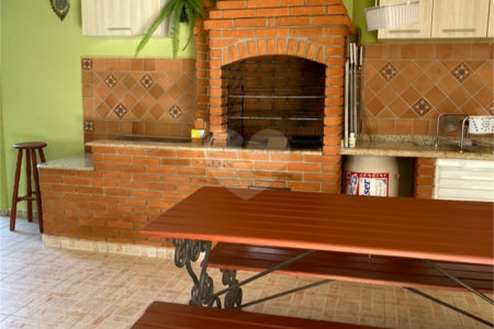Casa à venda com 4 suítes no condomínio Portal do Sabiá, Araçoiaba da Serra - SP