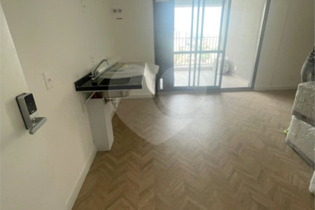 Apartamento à venda ou para alugar com 2 suítes em Jardim das Acácias, São Paulo, SP