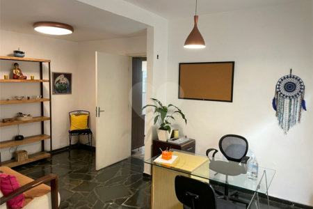 Sobrado à venda com 3 quartos, sendo 1 suíte, em Campo Belo, São Paulo, SP