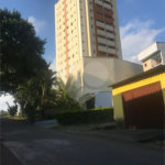 APARTAMENTO de 2 quartos (1 suíte) á venda em Santo André, 75m², 2 garagens fixas e cobertas, é entrar e morar!