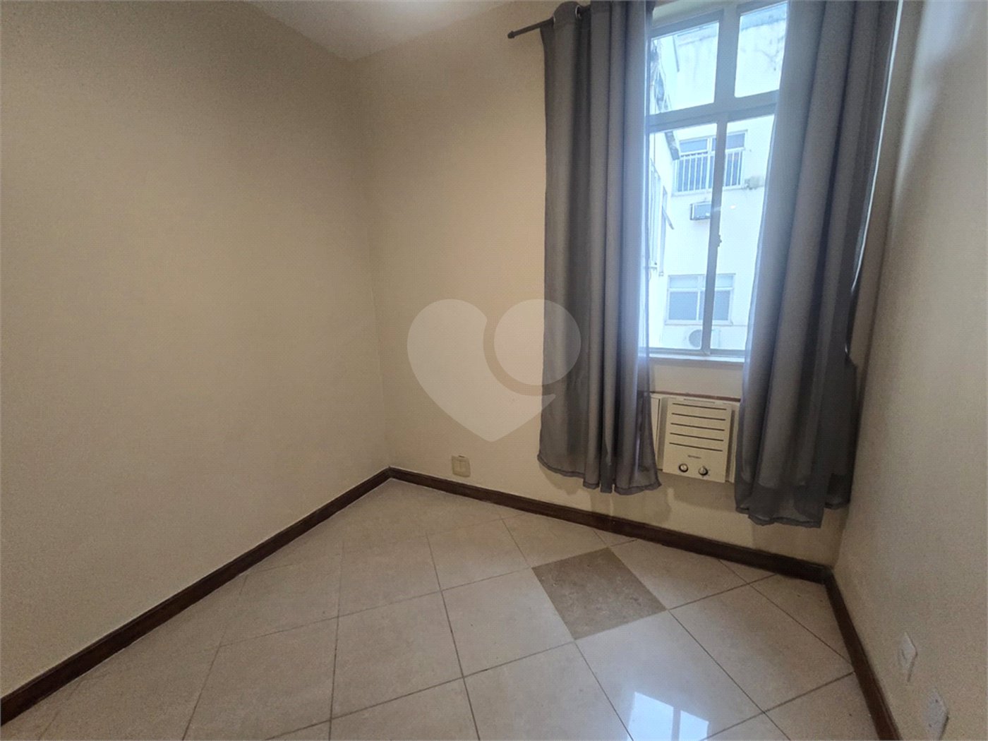 Cobertura à venda com 3 quartos, sendo 1 suíte,  em Tijuca, Rio de Janeiro, RJ