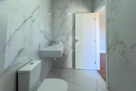 Casa à venda com 3 suítes em Jardim Paulista, Atibaia, SP