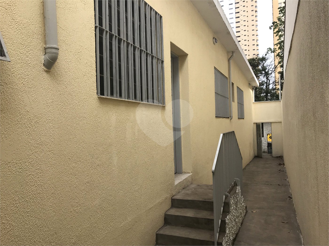 Casa à venda com 4 quartos, sendo 1 suíte, em Santana, São Paulo, SP