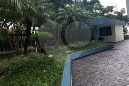 Apartamento à venda com 3 quartos, sendo 1 suíte,  em Vila Gomes Cardim, São Paulo, SP
