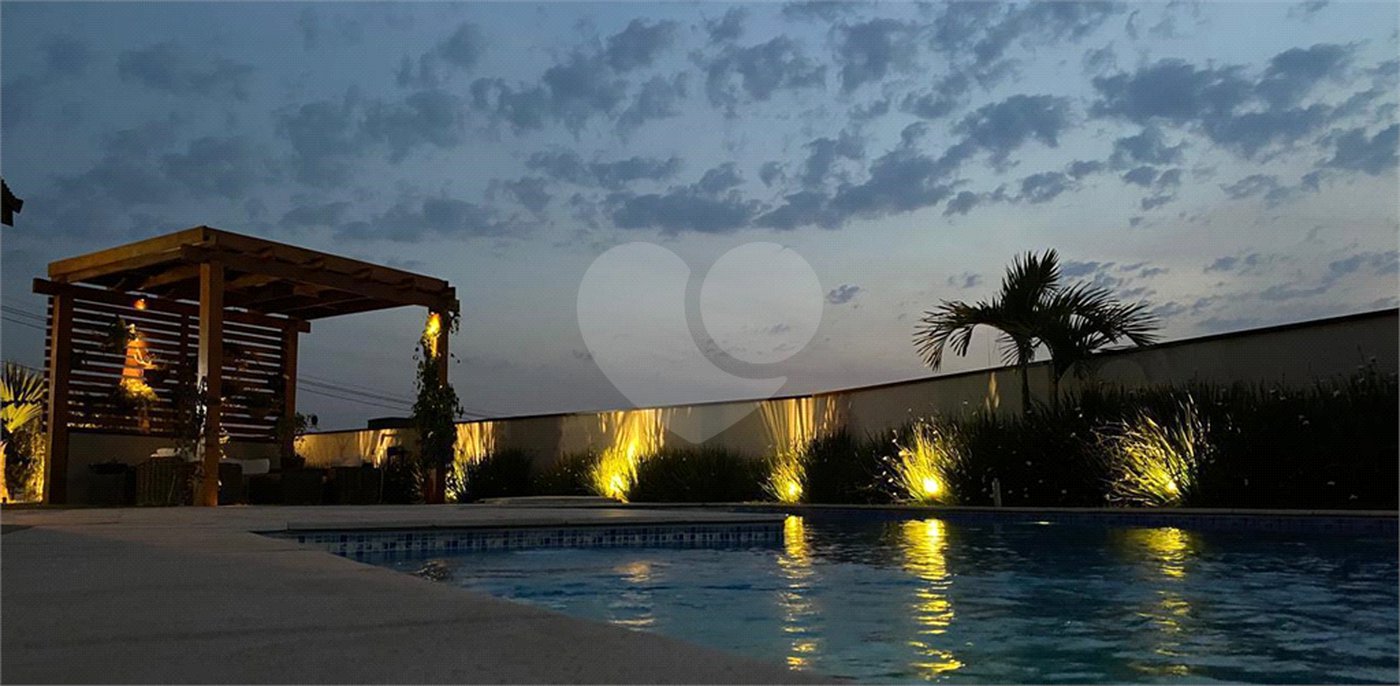 Casa à venda com 5 suítes no condomínio Village Ipanema 1, Araçoiaba da Serra - SP